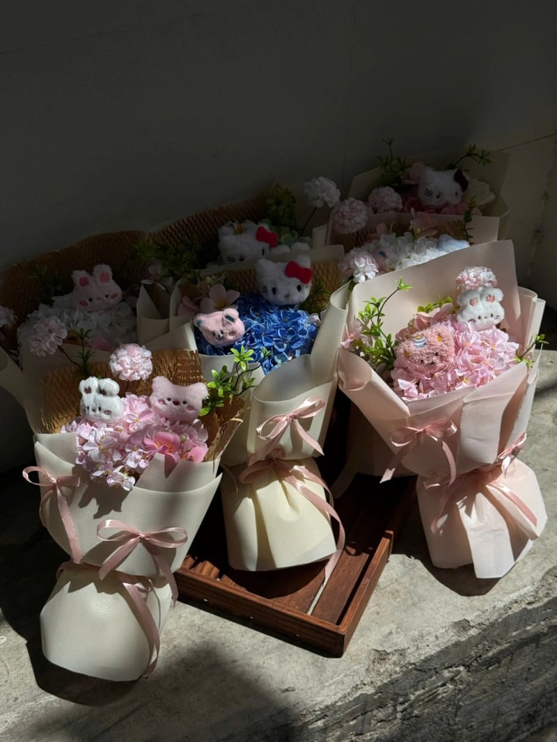 Bó Tú Cầu Lụa Gấu size Nhỏ 3