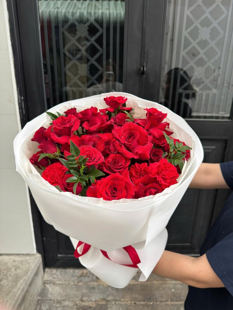 Bó Hoa Hồng Đỏ Form Tròn  2