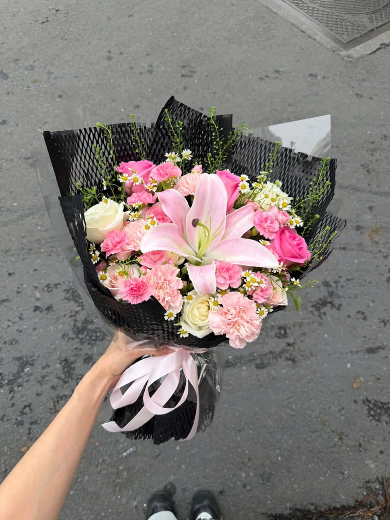 Hoa Ly Mix Tone Hồng 5