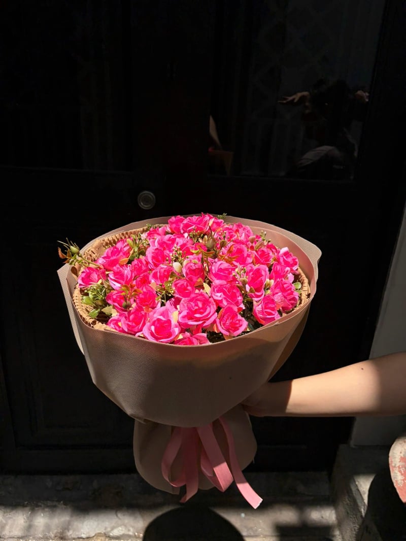 Bó Hoa Lụa Sophia Size Trung 2